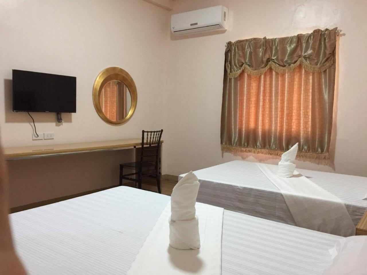 Meaco Royal Hotel - Lipa Lipa City Dış mekan fotoğraf