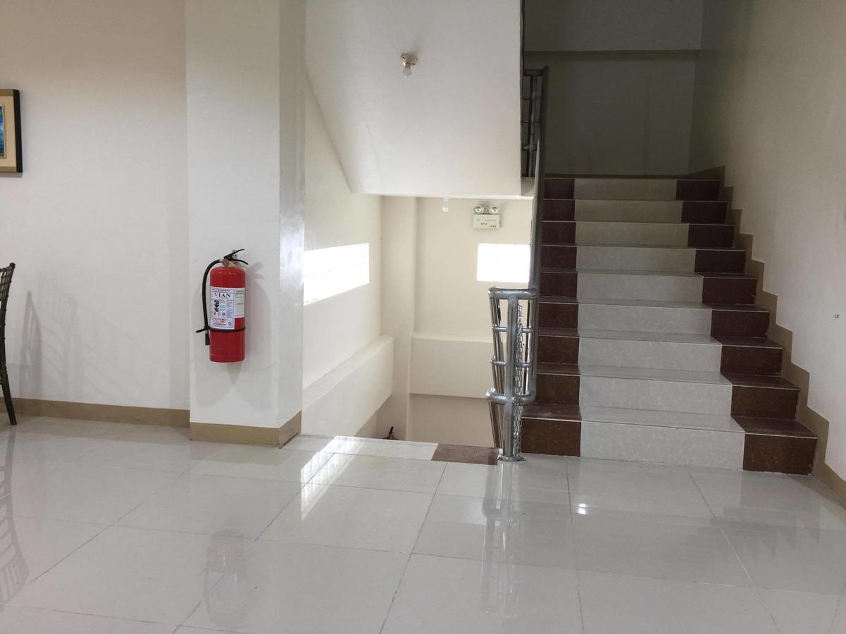 Meaco Royal Hotel - Lipa Lipa City Dış mekan fotoğraf