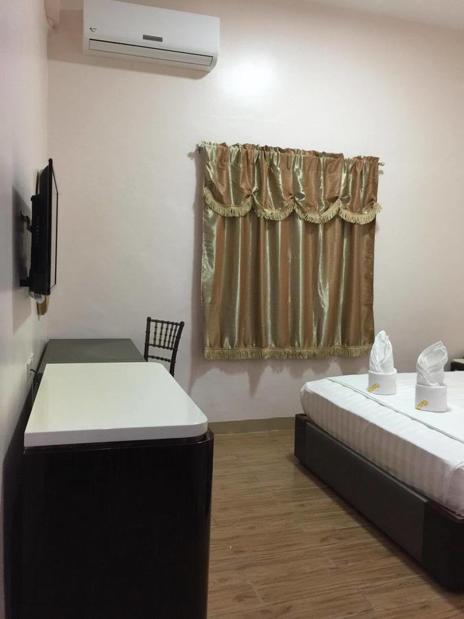 Meaco Royal Hotel - Lipa Lipa City Dış mekan fotoğraf
