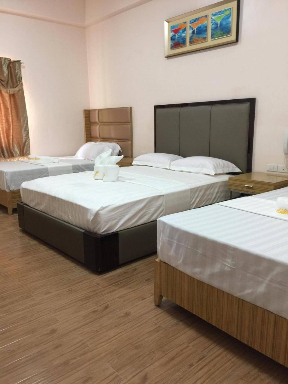 Meaco Royal Hotel - Lipa Lipa City Dış mekan fotoğraf